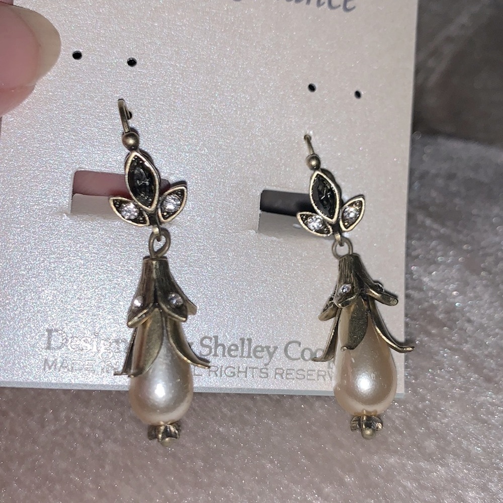 Sweet Romance crystal and pearl teardrop earrings